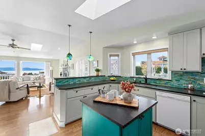 7613 SW 258th Court, Vashon, WA 98070 - Photo 3