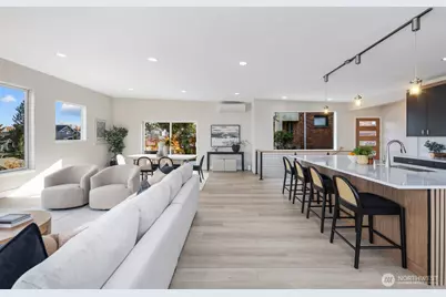 1701 41st Avenue SW, Seattle, WA 98116 - Photo 13