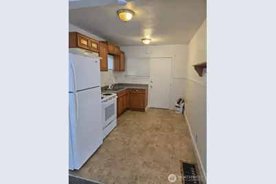 224 116th Street S, Tacoma, WA 98444 - Photo 25