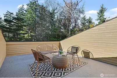 6560 W Mercer Way, Mercer Island, WA 98040 - Photo 13