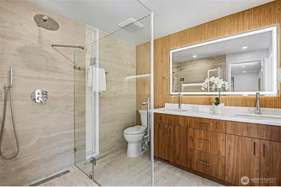 6560 W Mercer Way, Mercer Island, WA 98040 - Photo 17