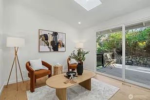 6560 W Mercer Way, Mercer Island, WA 98040 - Photo 9