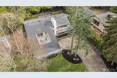 6560 W Mercer Way, Mercer Island, WA 98040 - Photo 37