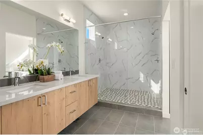 18526 Wallingford Avenue N #B, Shoreline, WA 98133 - Photo 19