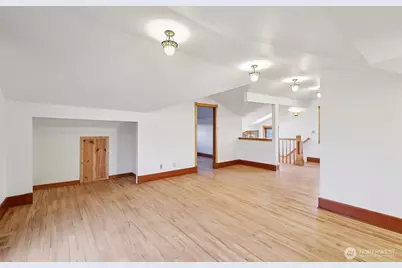 3411 22nd Avenue W, Seattle, WA 98199 - Photo 17