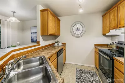 1009 112th Street SE #B203, Everett, WA 98208 - Photo 5