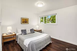 8701 35th Ave NE, Seattle, WA 98115 - Photo 11