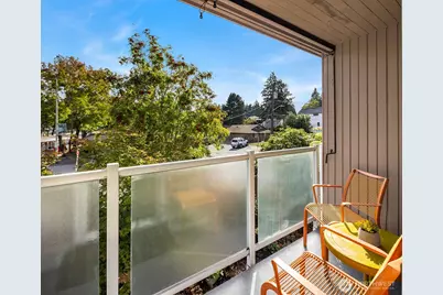 8701 35th Avenue NE #9, Seattle, WA 98115 - Photo 13