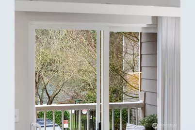 1144 N 198th Street #E-204, Seattle, WA 98133 - Photo 21