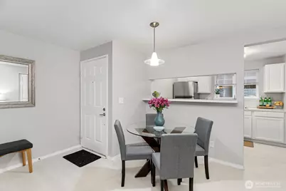 1144 N 198th Street #E-204, Seattle, WA 98133 - Photo 11