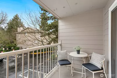 1144 N 198th Street #E-204, Seattle, WA 98133 - Photo 23