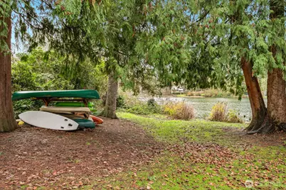 1144 N 198th Street #E-204, Seattle, WA 98133 - Photo 27