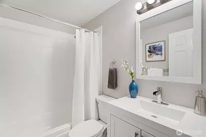 1144 N 198th Street #E-204, Seattle, WA 98133 - Photo 19