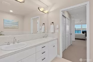 1005 Harbor Ave SW, Seattle, WA 98116 - Photo 15