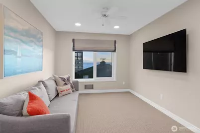1005 Harbor Avenue SW #400, Seattle, WA 98116 - Photo 19