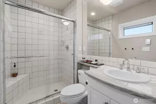 1005 Harbor Ave SW, Seattle, WA 98116 - Photo 17