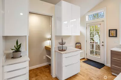 612 NW 84th Street, Seattle, WA 98117 - Photo 7