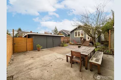 612 NW 84th Street, Seattle, WA 98117 - Photo 31