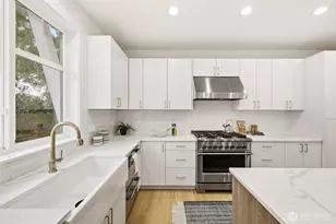 2809 NW 71st St, Seattle, WA 98117 - Photo 9