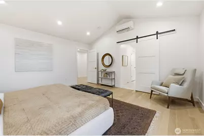 2809 NW 71st Street, Seattle, WA 98117 - Photo 17