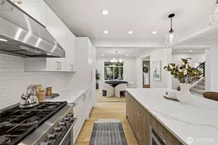 2809 NW 71st St, Seattle, WA 98117 - Photo 11