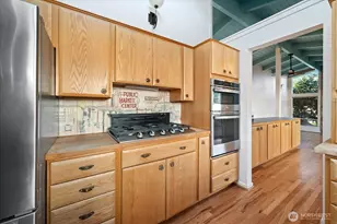 9506 Valhalla Way, Bothell, WA 98011 - Photo 13