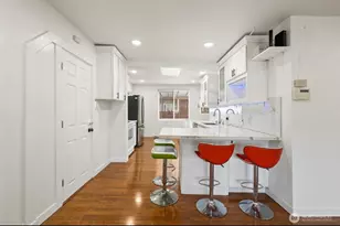 10436 11th Ave SW, Seattle, WA 98146 - Photo 17