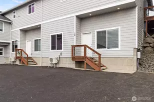 303 E Broadway Ave, Montesano, WA 98563 - Photo 17