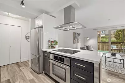 500 W 5th Avenue #306, Seattle, WA 98119 - Photo 7