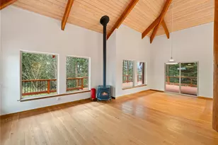 2204 41st St, Anacortes, WA 98221 - Photo 11