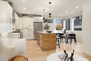 2617 3rd Ave W, Seattle, WA 98119 - Photo 21