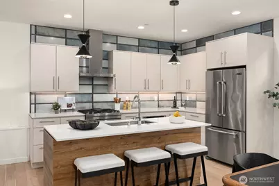 2617 3rd Avenue W, Seattle, WA 98119 - Photo 7