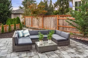 10045 NE 15th St, Bellevue, WA 98004 - Photo 15