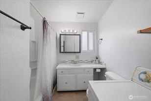 2113 State St, Everett, WA 98201 - Photo 9