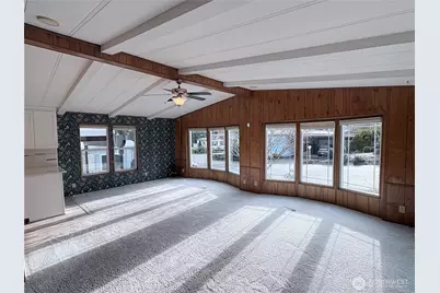 9314 Canyon Road E #85, Puyallup, WA 98371 - Photo 11