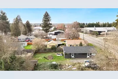 10908 10910 Valley Avenue E, Puyallup, WA 98372 - Photo 1