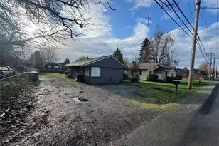 10908 10910 Valley Ave E, Puyallup, WA 98372 - Photo 11