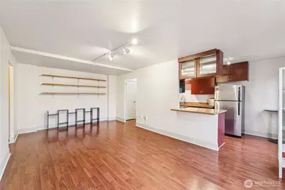 1105 Spring St #504, Seattle, WA 98104 - Photo 11