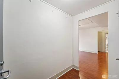 1105 Spring St #504, Seattle, WA 98104 - Photo 13