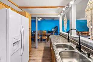 3303 11th St, Bremerton, WA 98312 - Photo 7