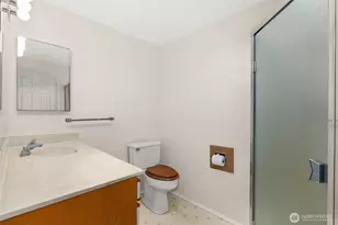 117 Hawthorn Ln, Centralia, WA 98531 - Photo 17