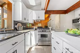 2205 135th Pl SE, Bellevue, WA 98005 - Photo 7