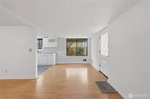 6251 3rd Ave NW, Seattle, WA 98107 - Photo 9