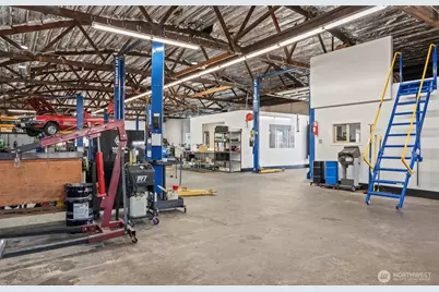 12517 15th Avenue NE, Seattle, WA 98125 - Photo 3