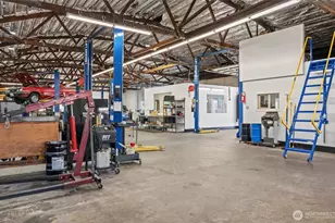 12517 15th Ave NE, Seattle, WA 98125 - Photo 3