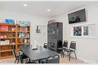 12517 15th Avenue NE, Seattle, WA 98125 - Photo 17