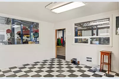 12517 15th Avenue NE, Seattle, WA 98125 - Photo 15