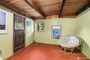 710 Snoqualmie Dr, Snoqualmie Pass, WA 98068 - Photo 15