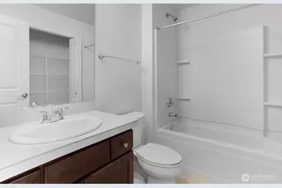 18329 43rd Dr SE, Bothell, WA 98012 - Photo 21