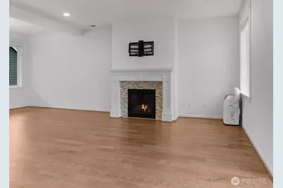 18329 43rd Dr SE, Bothell, WA 98012 - Photo 11